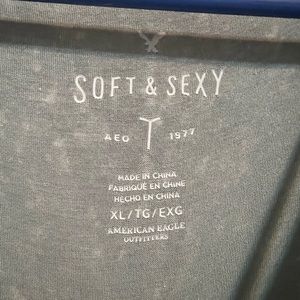 American Eagle V-neck top